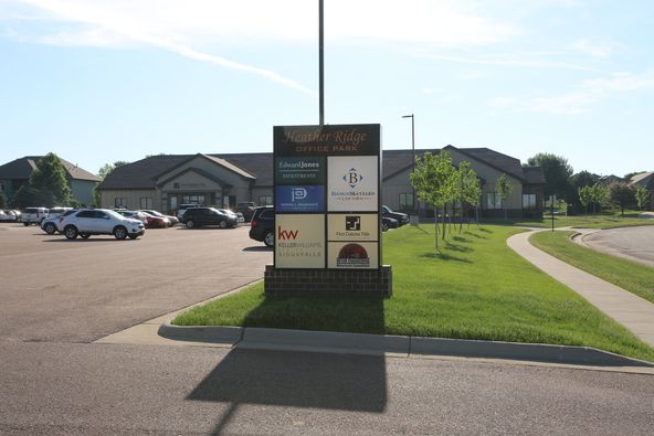 Heather Ridge Office Park: 6330 S Western Ave, Sioux Falls, SD 57108